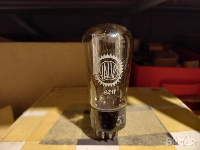 Радио лампа AZ11 мрежести аноди
