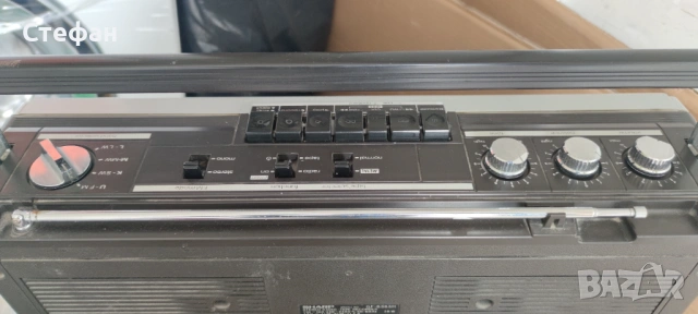 Радиокасетофон Sharp GF-6363 , снимка 4 - Радиокасетофони, транзистори - 53853663