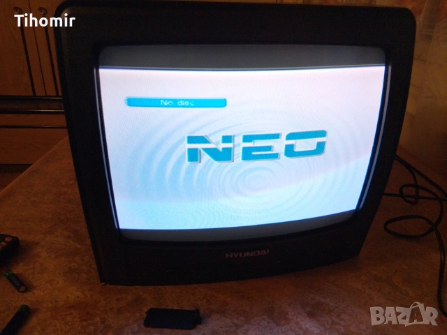 Продавам малко телевизорче 15 инча, снимка 2 - Телевизори - 54058951