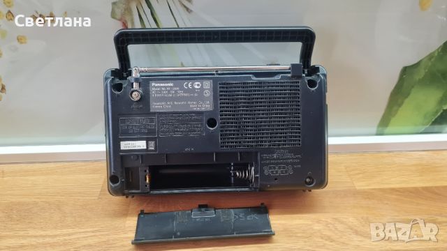  Всевълново радио Panasonic RF-3500, снимка 5 - Радиокасетофони, транзистори - 45559020