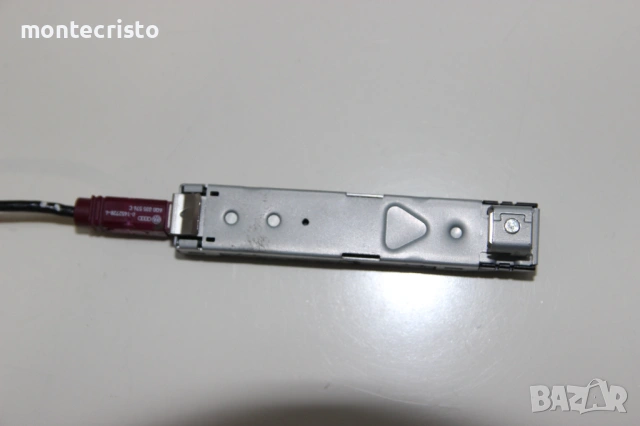 Усилвател антена заден капак Seat Arona KJ7 (2017-2021г.) 6F9035225 / 6F9 035 225, снимка 2 - Части - 54258631