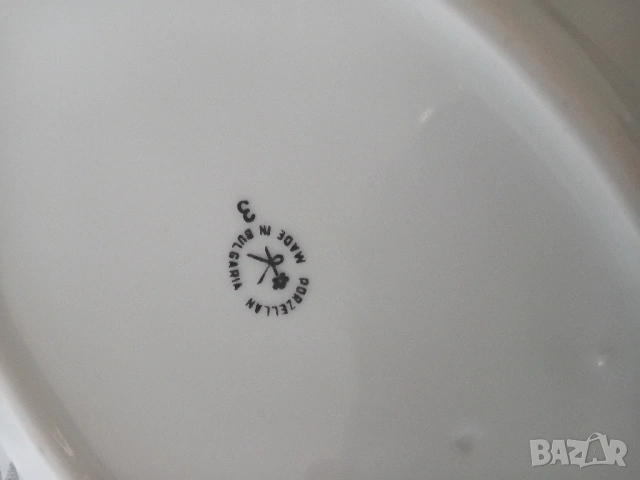 Плато от порцелан и три чинии, производство на завод Китка, снимка 6 - Антикварни и старинни предмети - 53880762