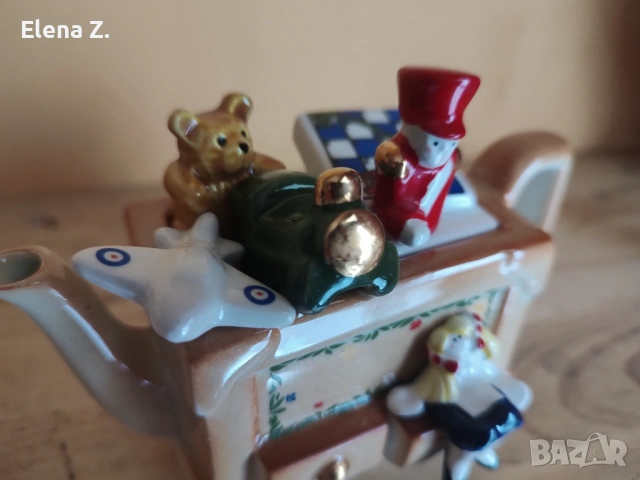 Пол Кардю малък чайник Toy Box, снимка 7 - Декорация за дома - 53244061