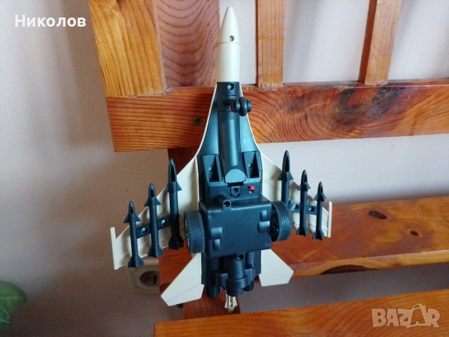 Истребител "UN 01 806 AIR FORCE" "5€"!+Доставка!, снимка 6 - Влакчета, самолети, хеликоптери - 53975525