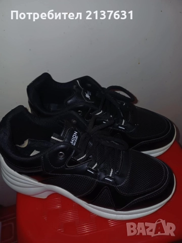 ДАМСКИ СПОРТНИ ОБУВКИ - N 38