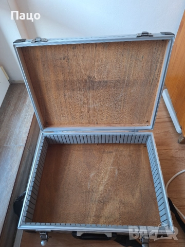 Алуминиев куфар/Размери: 46x35x11/с ремък, снимка 15 - Други стоки за дома - 52970046