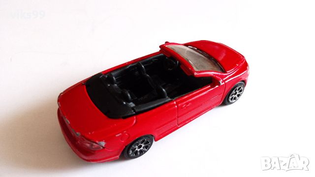 Bburago Volvo C70 Cabriolet 1:43, снимка 4 - Колекции - 45380980