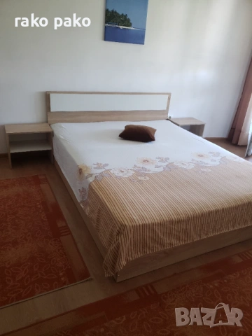 Давам напълно обзаведена таванска с климатик и гледка!, снимка 10 - Апартаменти - 53912878