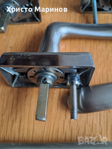 Дръжки за дограма, врати и прозорци, снимка 4 - Други стоки за дома - 52365634