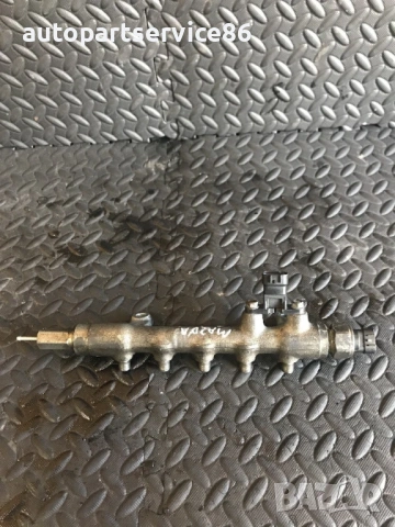 Горивна рейка с датчик Denso за Mazda 6 2.2 Дизел (2007-2011) 05L10304