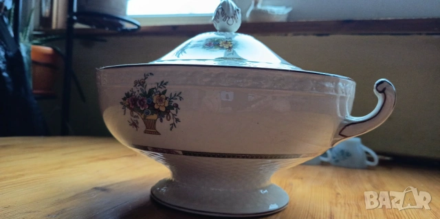 Антикварен порцеланов супник с капак - Чехословакия 1920-1930г., снимка 8 - Антикварни и старинни предмети - 53757876