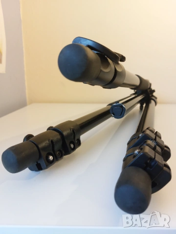 Manfrotto 055XPROB, снимка 2 - Чанти, стативи, аксесоари - 53625918