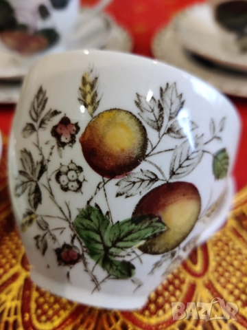 Сервиз за чай Queens Royal , снимка 15 - Сервизи - 52714012