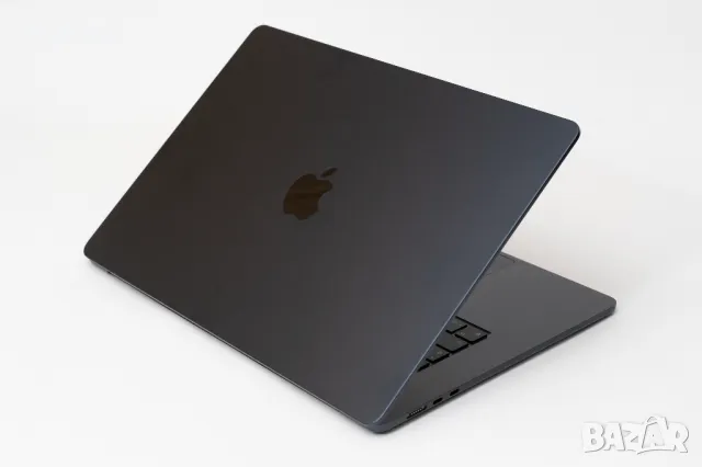 MacBook Air 15" M3 16GB 256GB Midnight - Гаранция, снимка 4 - Лаптопи за работа - 48773872