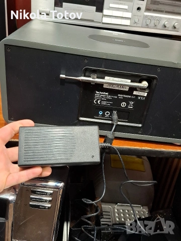Продава се дизайнерско интернет радио TechniSat DIGITRADIO631. , снимка 8 - Радиокасетофони, транзистори - 53360048