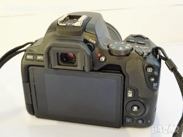 Нов Canon 250D (4K, Wi-Fi) + (избор от 18-55, 50, 10-18мм)+Чанта+64GB, снимка 12 - Фотоапарати - 48113816