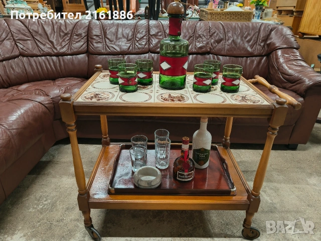 Сервизна количка+ поднос подарък 