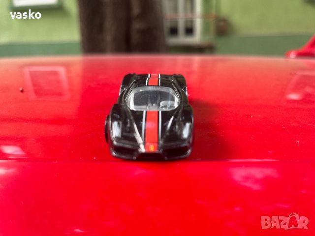 Hotwheels Ferrari-перфектно 2002г., снимка 2 - Колекции - 46785552