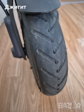 Електрическа тротинетка Xiaomi , снимка 9 - Скейтборд, ховърборд, уейвборд - 52348496