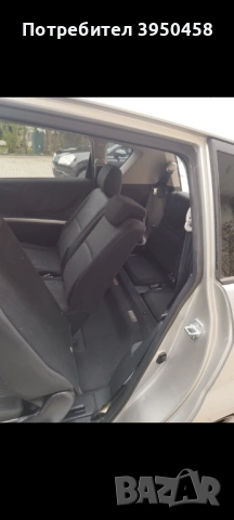 Toyota Corolla Verso 7 местен 2.2 Дизел обслужен много запазен , снимка 11 - Автомобили и джипове - 53981567