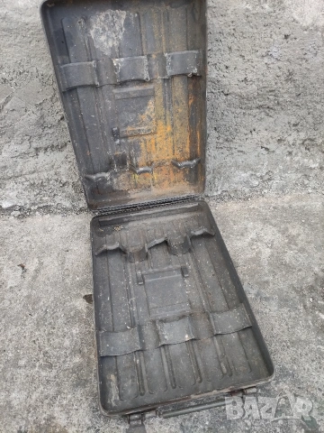 Метална военна кутия KMV No 209 , снимка 3 - Антикварни и старинни предмети - 53867615