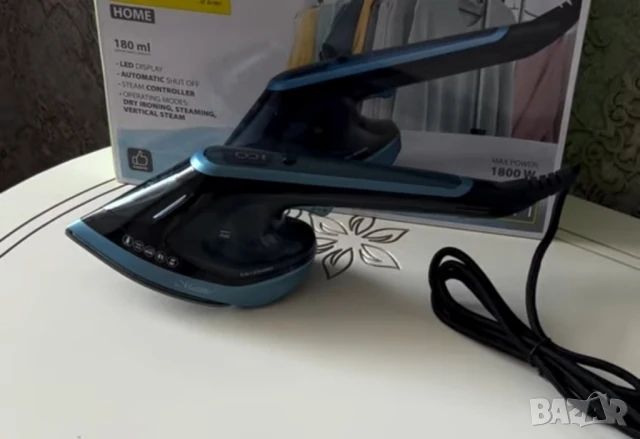 Уред за гладене с пара Voltz, 1800W, 200мл., Керамична плоча