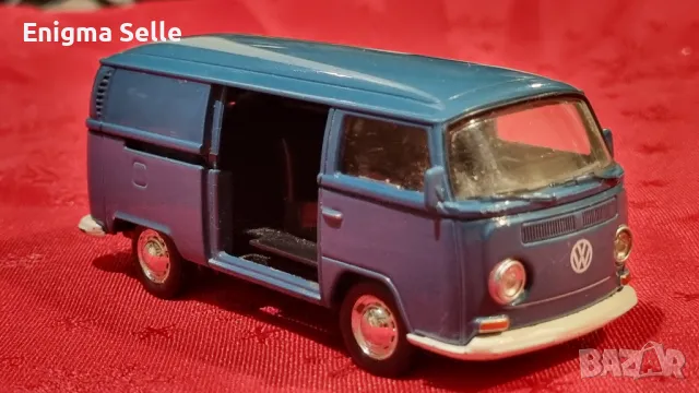 Метален колекционерски Volkswagen T2 Panel Van Maisto , снимка 2 - Колекции - 49945543
