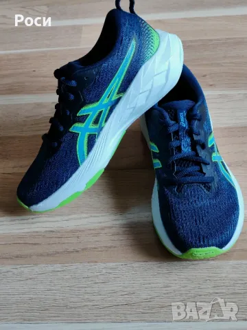 Маратонки ASICS Novablast 2 36н, снимка 3 - Детски маратонки - 48644561