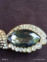 Ретро брошка тип папионка с сребристи кристали и зелени полу скъпоценни камъни 38846, снимка 4