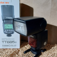 Светкавица Godox TT685C , снимка 2 - Светкавици, студийно осветление - 44971544