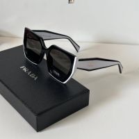 Prada очила+кутия+калъф, снимка 4 - Слънчеви и диоптрични очила - 45670862