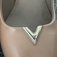 Louis Vuitton , снимка 7 - Дамски обувки на ток - 44948639