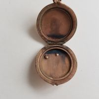 Позлатен медальон за снимки естествени перли Арт Ниво 1900., снимка 2 - Други ценни предмети - 45361430
