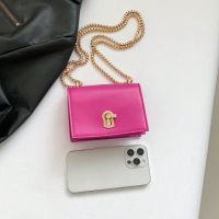 Розова чантичка , снимка 1 - Чанти - 45480314