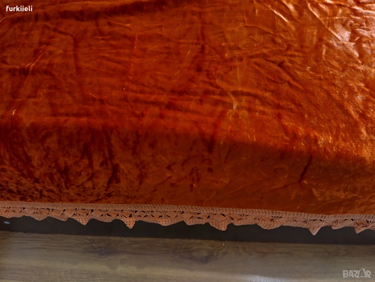 покривало от плюш за единично легло с дантела, снимка 1