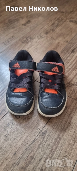 Детски кожени маратонки Adidas 28 номер, снимка 1