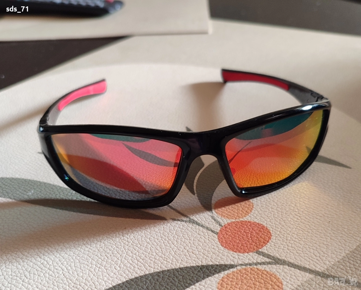 мъжки слънчеви очила Polarizet ,цвят лещи хамелеон с преобладавщо червено 20 лв, снимка 1