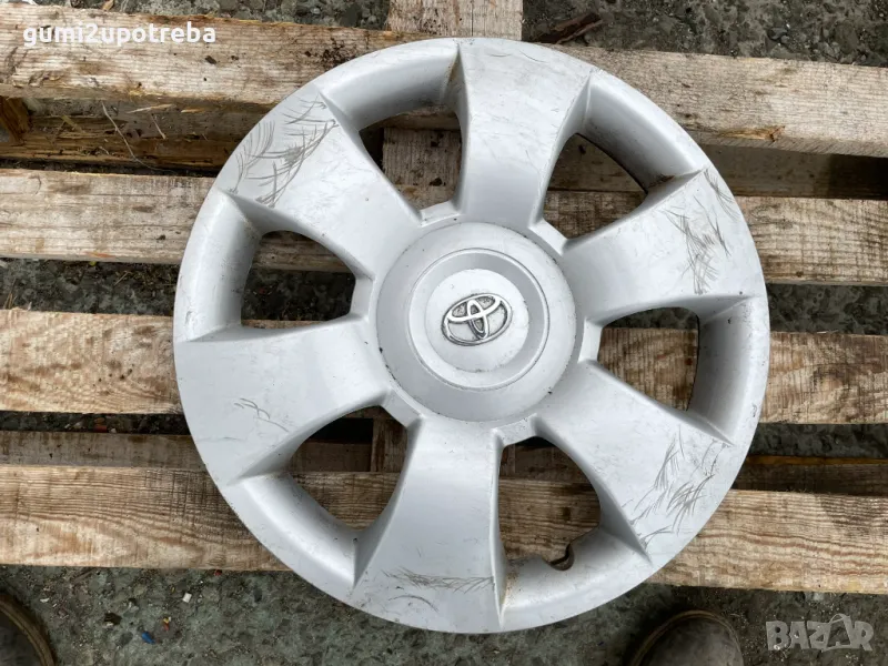 15 цола Тас за Toyota Yaris 42602-0d100 Оригинал, снимка 1