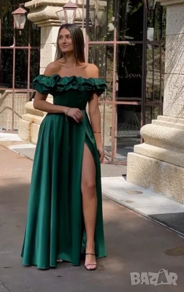 сатенена рокля , снимка 1