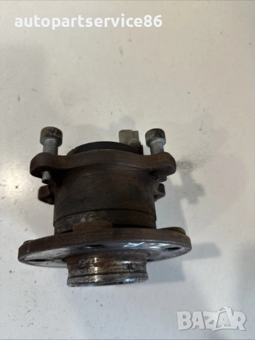 Задна дясна главина за Volvo XC60 2.0D (2011), снимка 3 - Части - 53741903