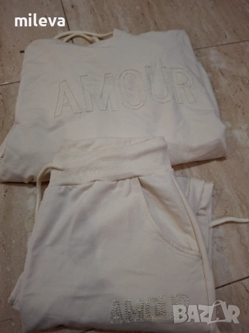 Дамски спортен комплект, снимка 4 - Спортни екипи - 53053202