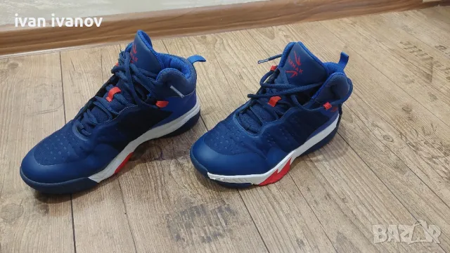 Продавам  маратонки 37 номер