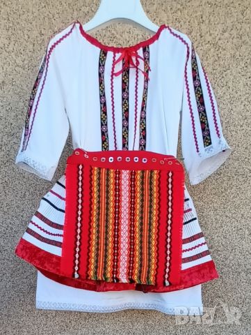 Детски народни носии за малки момиченца ръчно изработени, снимка 4 - Детски комплекти - 45102674
