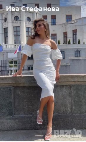 Бяла елегантна еластична парти коктейлна рокля Mohito Мохито midi дължина буфан паднал ръкав , снимка 10 - Рокли - 45335779
