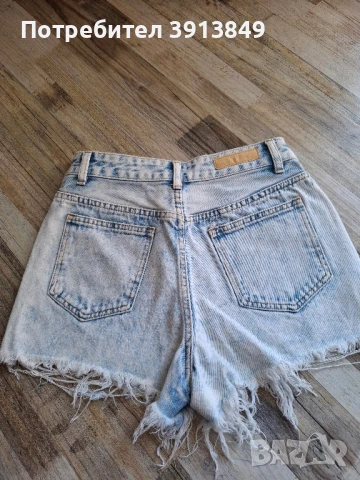 Дамски къси дънки, снимка 3 - Дънки - 50502666