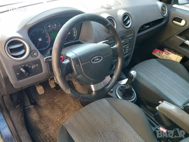 Ford Fusion 1.6 TDCI, снимка 3 - Автомобили и джипове - 49046163