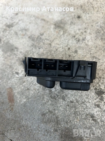 2108213851. Бутон Управление седалка предна дясна за Мерцедес Е-класа W211. , снимка 3 - Части - 53730516