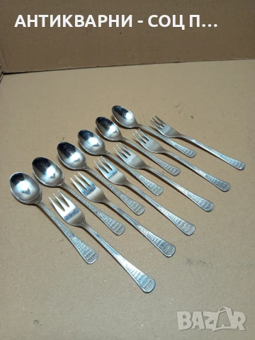  Комплект Соц Стари Десертни Лъжици И Вилици Щамповани Д.Хинков., снимка 2 - Антикварни и старинни предмети - 50774624