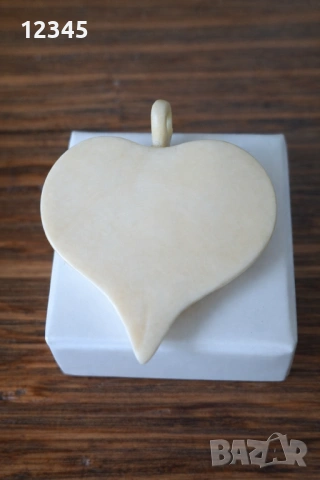 Стар медальон/висулка слонова кост, снимка 3 - Колиета, медальони, синджири - 54124900