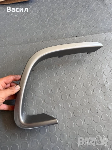 Декоративна лайстна във бронята за Renault Clio 4 RS